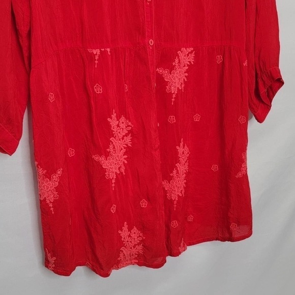 JOHNNY Was three quarter sleeve sheer button up collared double breast pockets - Picture 7 of 15